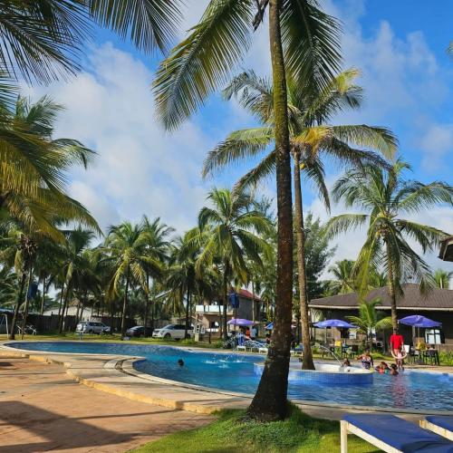 Piscina a Bamboo Beach Resorts o a prop
