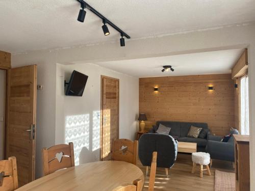 Appartement cosy à Châtel avec balcon, 3 chambres, wifi, garage