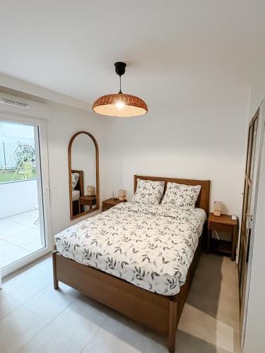 Aya - Renovated air-conditioned duplex with garden