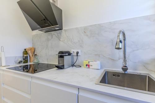 3º linea de Mar, BBQ + Patio + Piscina by Sunset Rentals (Atlas)