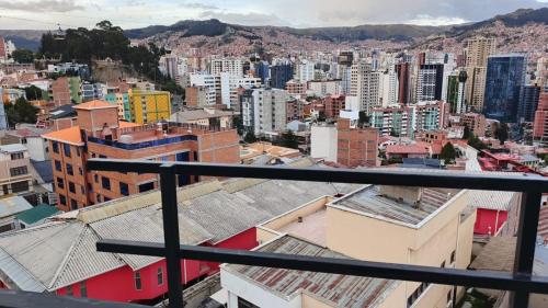 Nespecifikovaný výhled na destinaci La Paz nebo výhled na město při pohledu z apartmánu