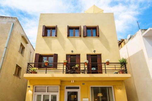 Gardenia Maisonette Rooftop Old Town View