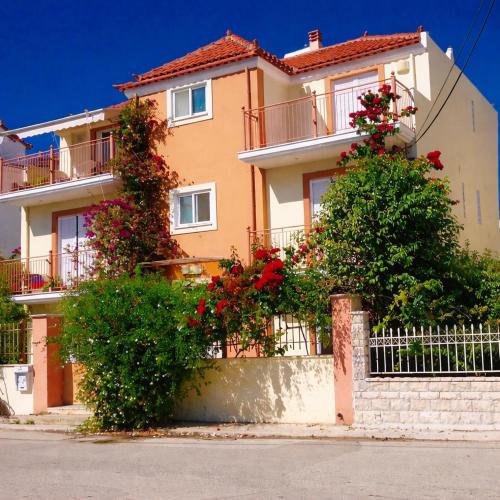 Nafplio's Cozy Apartment - A Peaceful Retreat