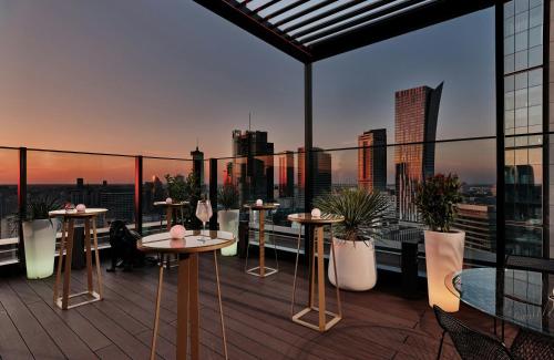 NYX Hotel Warsaw by Leonardo Hotels — Balcony/Terrace