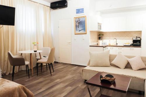 D2Suite στα Λαδάδικα Θεσσαλονίκη