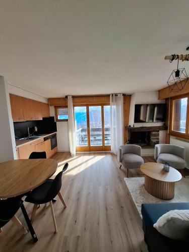 The Edelweiss - Cozy apartment in Anzère
