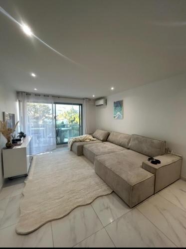 Appartement luxe Jaccuzi marbre et terrasse