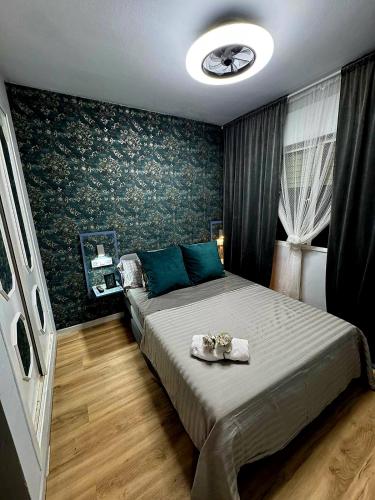 CASA MIA Luxury, Room in Bungalow, House Keeper Pool Breakfast Free Parking