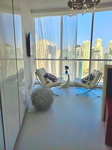 Vip guestroom 360 view of marina private terrace with pool