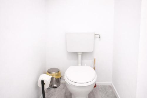 Cozy 1BR & Living Room for Long Stay AKH