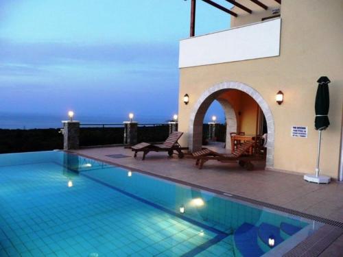Entire Villa in Chania w private pool and kitchen