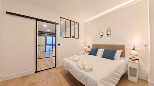 Style and Comfort in Latina, Home for 4