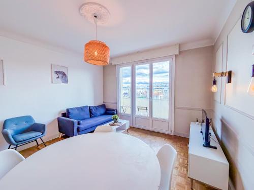 Llit o llits en una habitació de Splendide T4 avec balcon