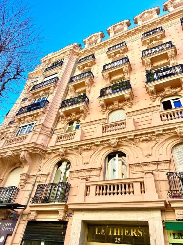 Elegant apartment - Haut Musiciens