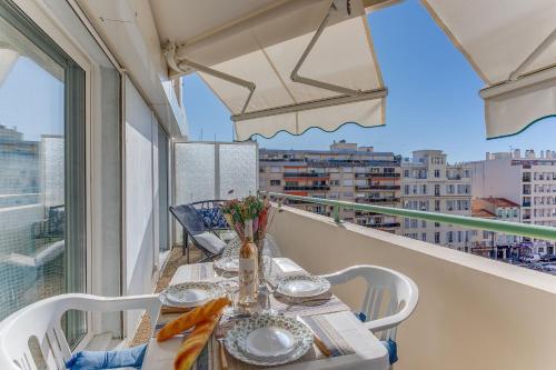 PALAIS DES ARTS AP4399 By Riviera holiday homes