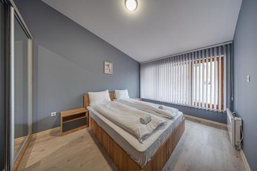 VEGA Apartments - Metro