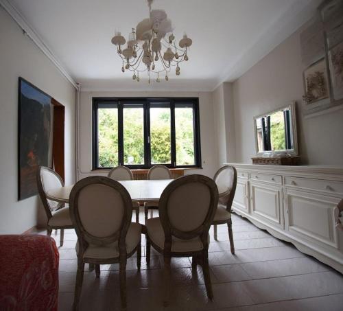 Gallery image of comfortable and quiet house in Lens