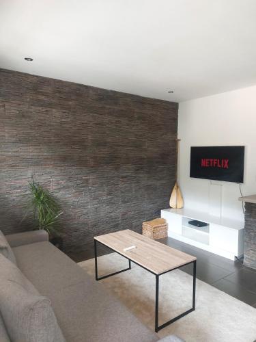 Beautiful 2 rooms with terrace