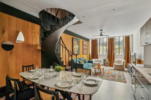 Luxury family Duplex 4 bdrs 10P - Republique