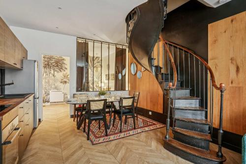 Luxury family Duplex 4 bdrs 10P - Republique