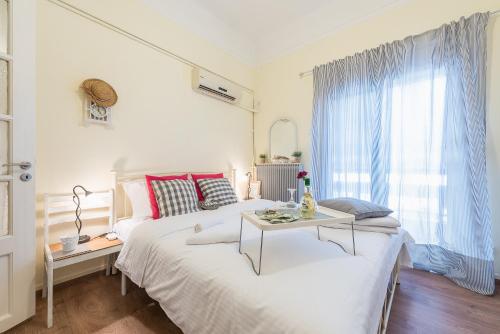 Stylish 1BR Retreat in Central Athens