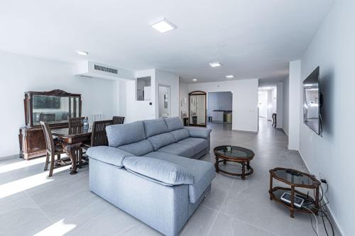 Paloma Central Apartment - 3 min walk to Balcon de Europa & Beach