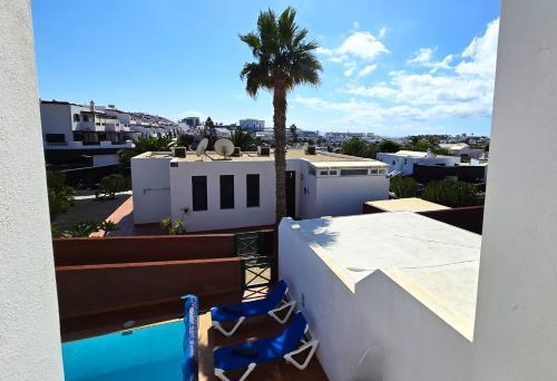 Casa Kerrie, private and communal pools, sunny terrace, air conditioning