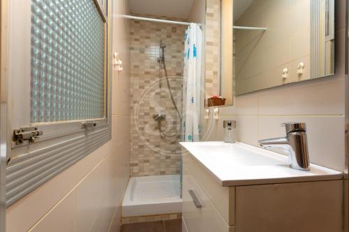 Stylish flat near Montjuic & City Center