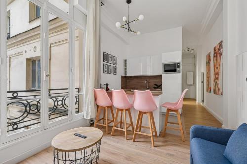 Design apartment Avenue des Champs Elysées