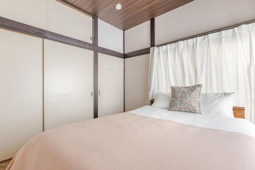 居酒屋バーを貸切,広いキッチン,79m2,浅草エリア,駅10分以内,戸建全て貸切,10名可,羽田空港直通