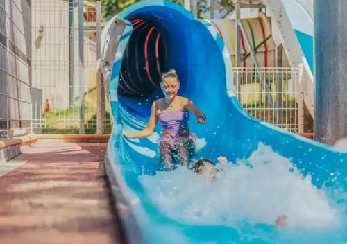 Camping Parc Bellevue Cannes - Aquatique Vacances