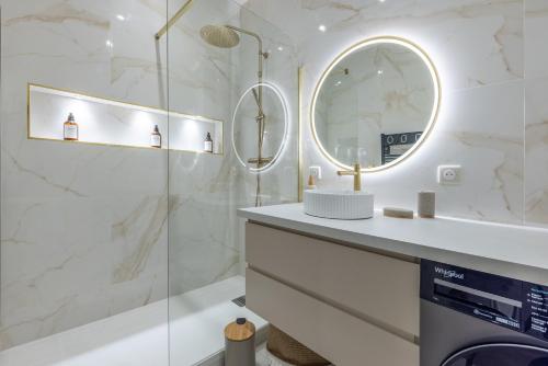 LB Vacation Rentals I Fully Renovated Apt Min from Palais - Beach
