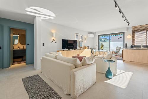 REF 2037 - Apartment for Rent Sea View
