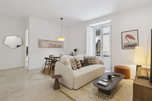 Central Madrid 2BR2BA Comfort Convenience