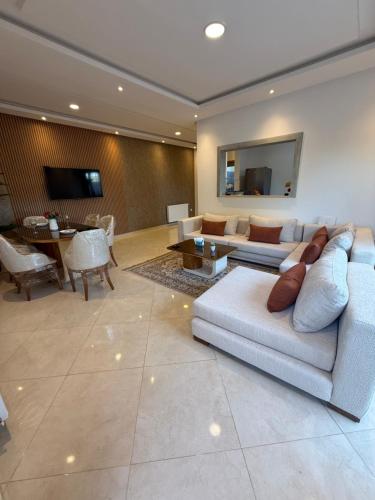 Maison indépendante à Tunis Cité El Wahat LAouina