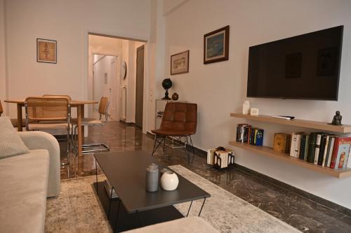 Zoodochou Pigis An Elegant City Retreat