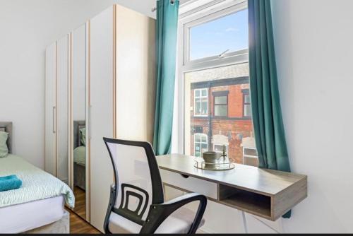 Gallery image of Modern 2 Bedroom House with 2 Ensuite and Free Parking in Bury