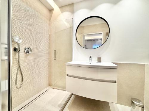 Cannes 2 bedrooms & 2 bathrooms apartment - 24P2