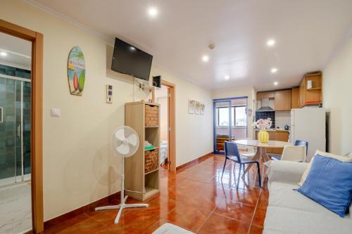 BeGuest Blue Summer Apartment