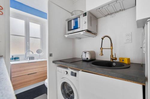 Studio design lumineux au cœur du 11e – Bastille