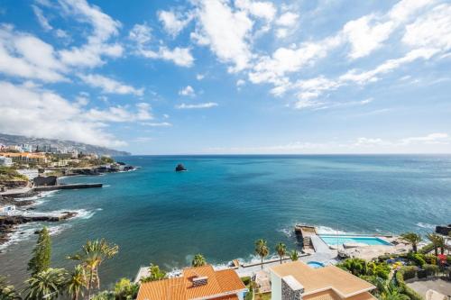 Step To The Sea 5, by Pausa Holiday Rentals