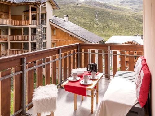 Appartement cosy avec terrasse - Départ ski aux pieds - FR-1-344-830