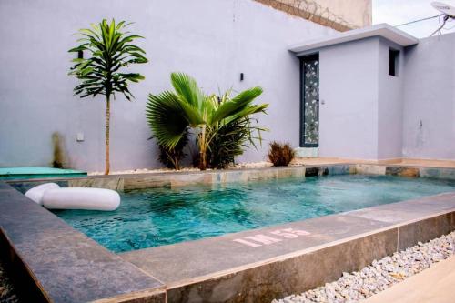 Piscina a MILLENIUM SUITES - Piscine privée o a prop