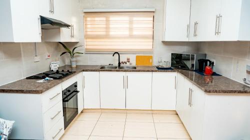 Cuina o zona de cuina de L & B Homes
