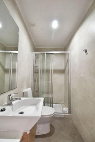 Boa Vista Apartment with Sea Views and Shared Pool