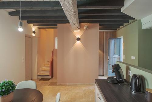 La Lodge des Remparts View and Private Patio