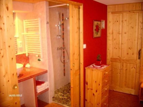 Chambre cosy avec salle d'eau privée proche pistes et lac - Gérardmer