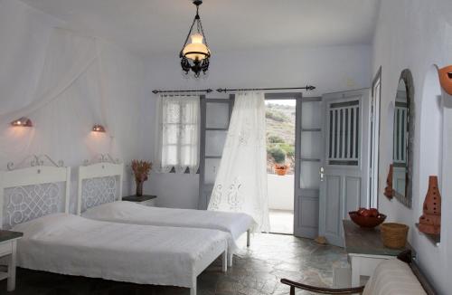Gallery image of Ostria Studios in Platis Yialos Sifnos