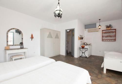 Gallery image of Ostria Studios in Platis Yialos Sifnos