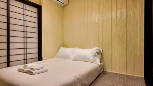 JIA Kakoku Osaka 嘉国 Brand-New 3-Story Japanese-Style Holiday Villa Terrace 4 Bedrooms Sleeps Up to 8 Guests Direct to Kansai Airport